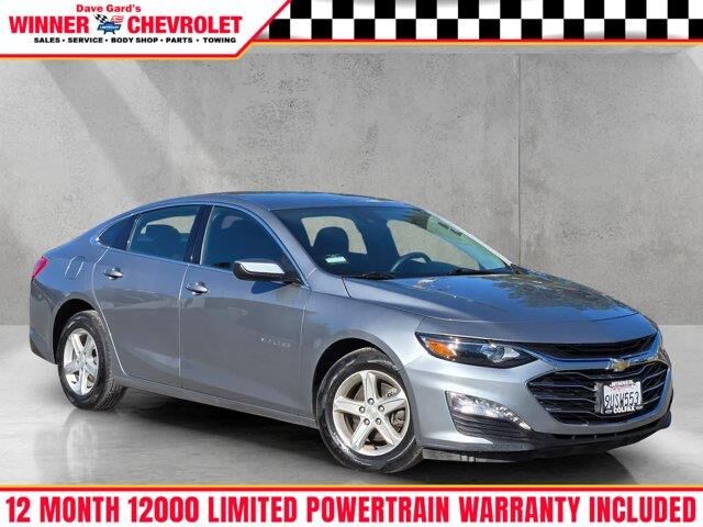 2024 Chevrolet Malibu LT — photo 1 of 30
