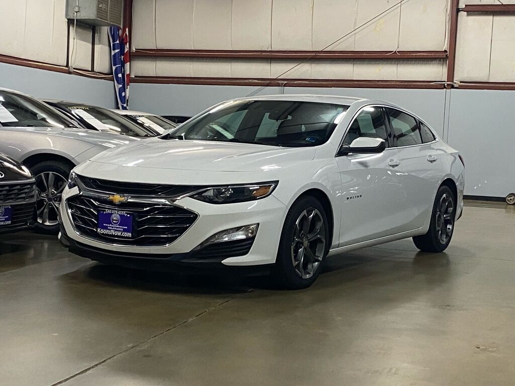 2024 Chevrolet Malibu 1LT — photo 1 of 13