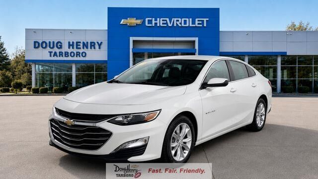 2024 Chevrolet Malibu LT — photo 1 of 11