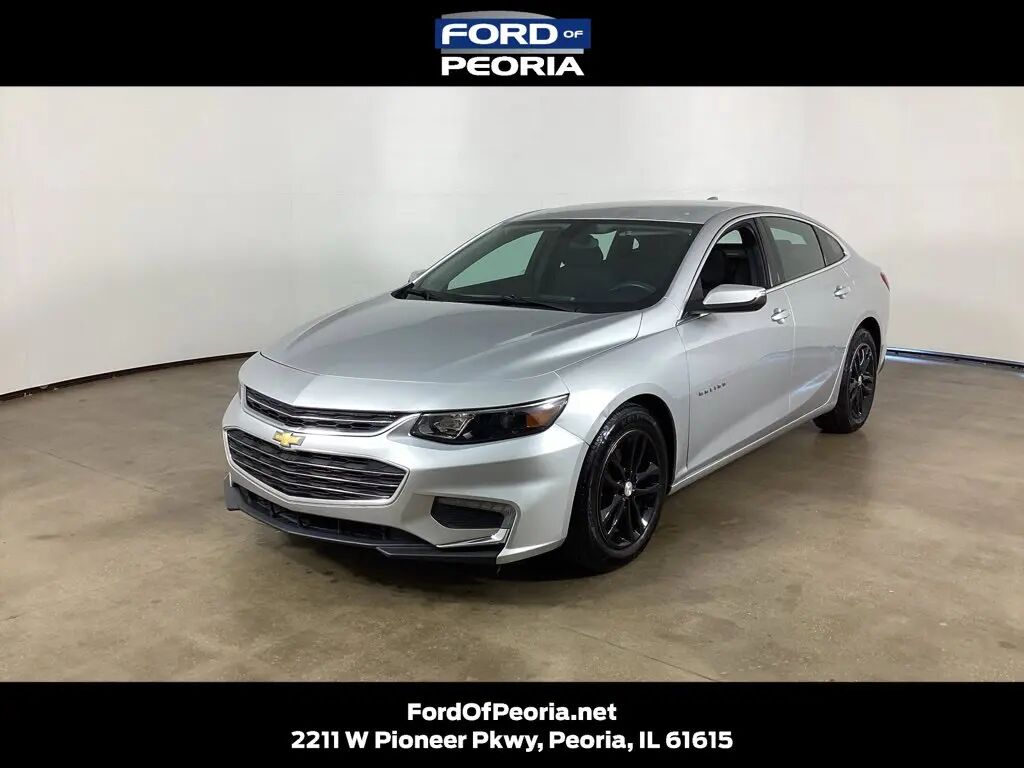 2018 Chevrolet Malibu LT — photo 1 of 13