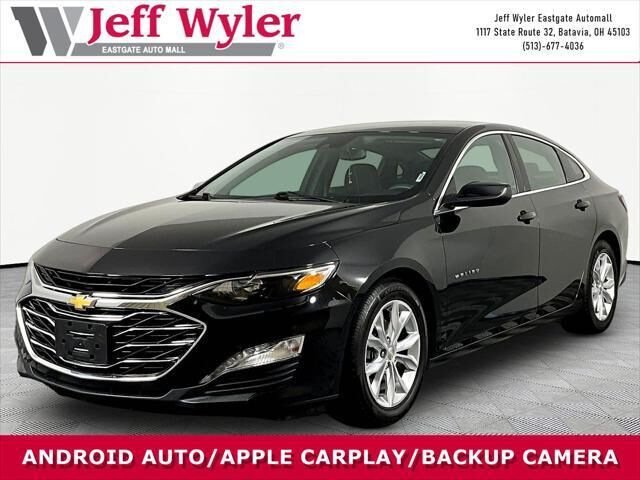2020 Chevrolet Malibu LT — photo 1 of 13