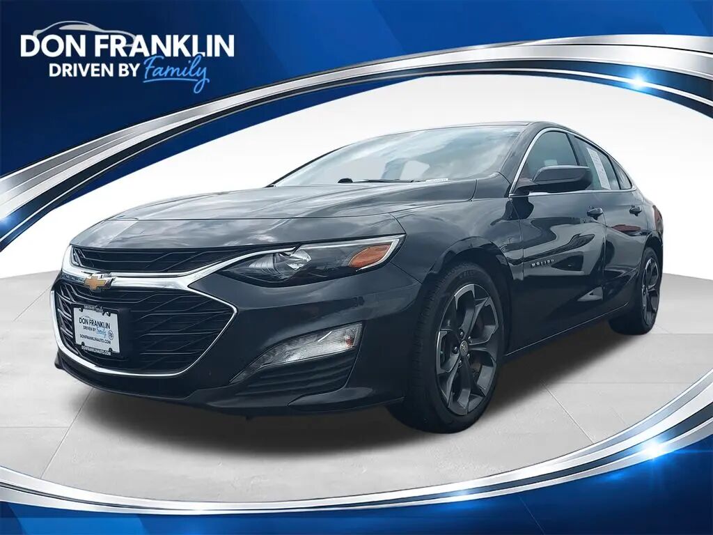 2023 Chevrolet Malibu LT — photo 1 of 13