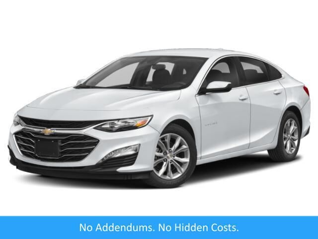 2024 Chevrolet Malibu LT — photo 1 of 13