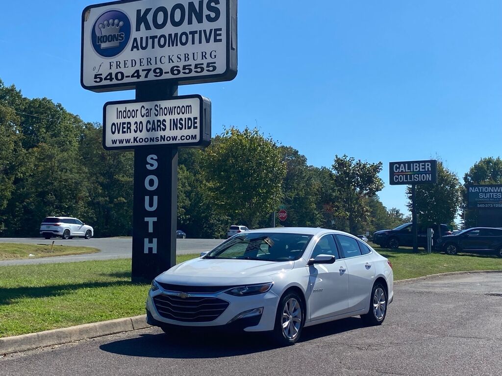 2025 Chevrolet Malibu 1LT — photo 1 of 13