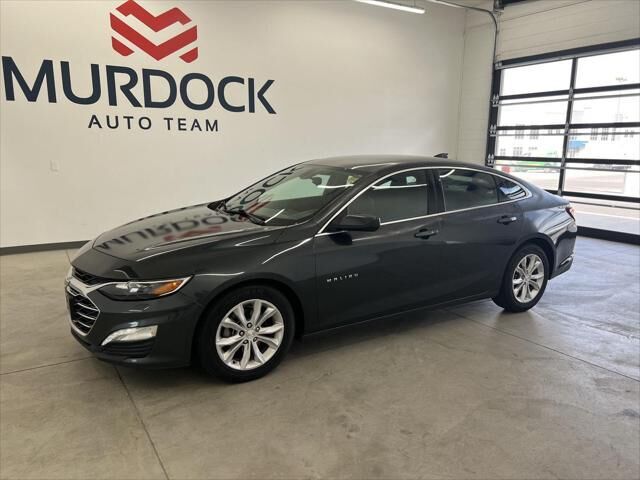 2020 Chevrolet Malibu LT — photo 1 of 13