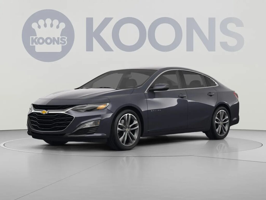 2023 Chevrolet Malibu LT — photo 1 of 3