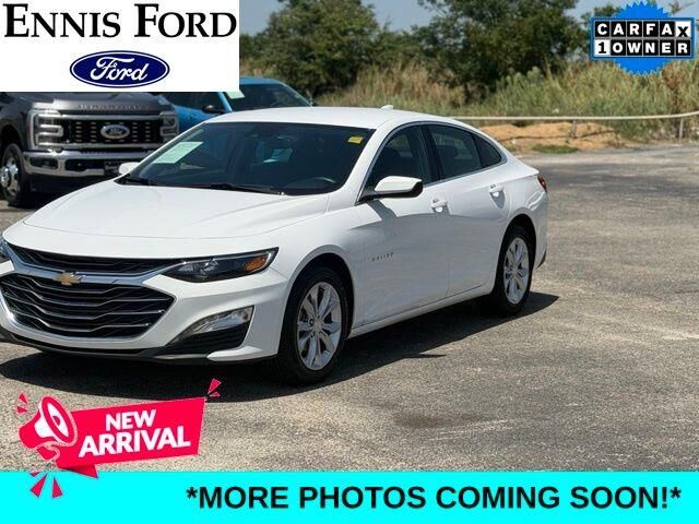 2024 Chevrolet Malibu LT — photo 1 of 24