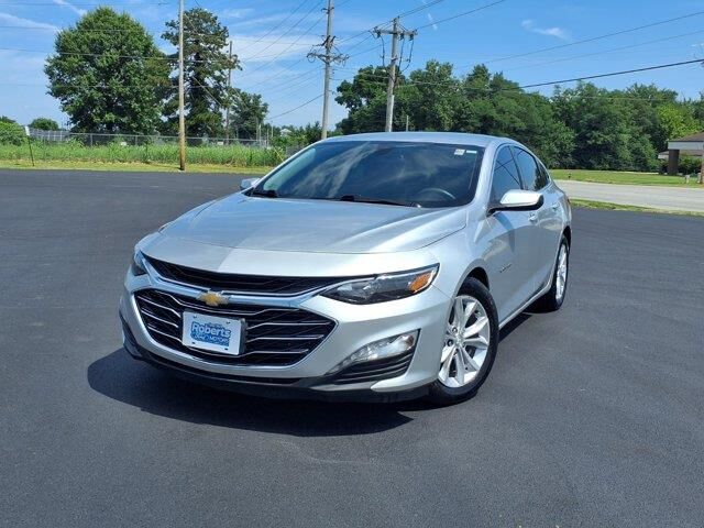 2022 Chevrolet Malibu LT — photo 1 of 13