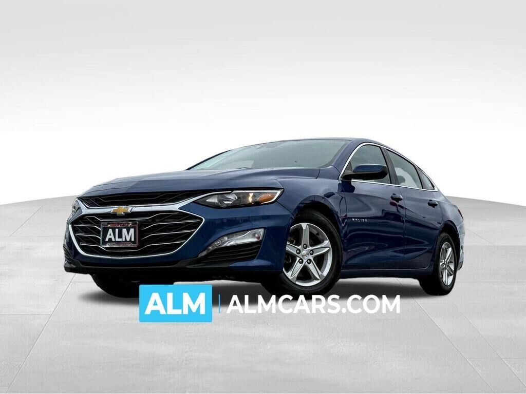 2023 Chevrolet Malibu LT — photo 1 of 13