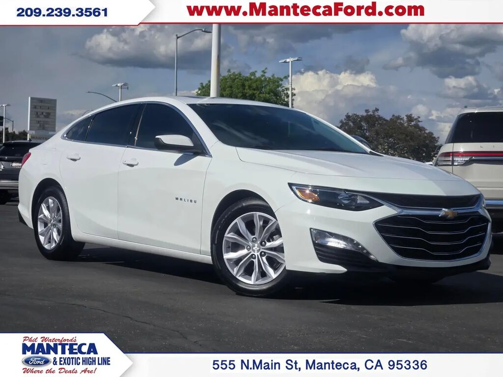 2024 Chevrolet Malibu LT — photo 1 of 13