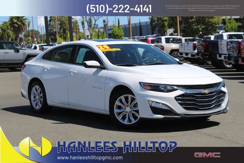 2024 Chevrolet Malibu LT — photo 1 of 13