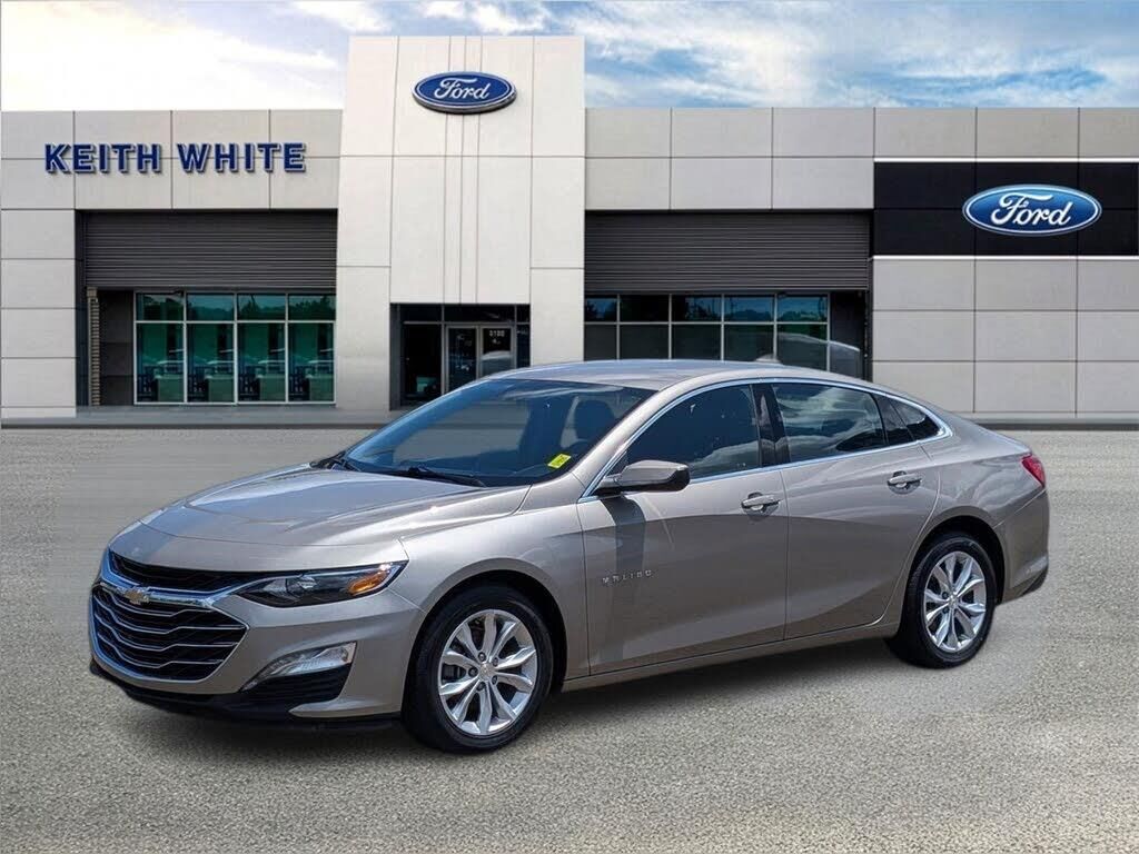 2024 Chevrolet Malibu LT — photo 1 of 2