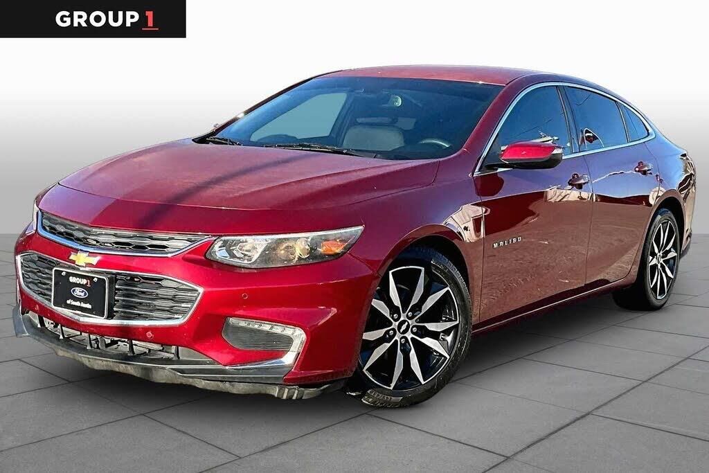 2017 Chevrolet Malibu LT — photo 1 of 1