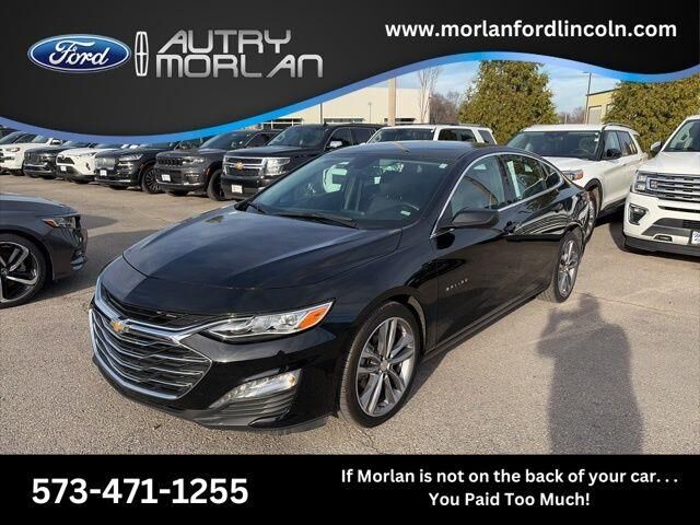2024 Chevrolet Malibu LT — photo 1 of 13