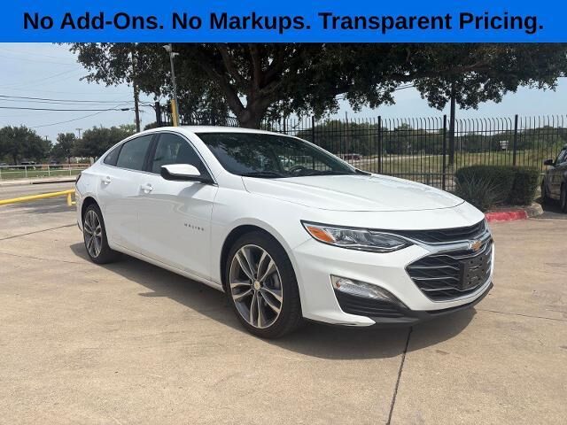 2024 Chevrolet Malibu LT — photo 1 of 13