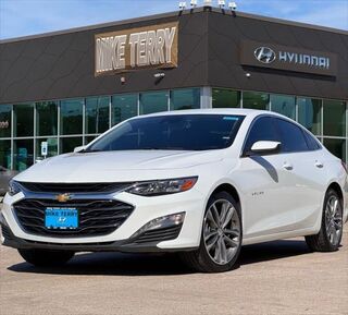 2024 Chevrolet Malibu LT — photo 1 of 13