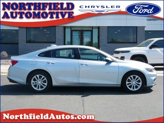2017 Chevrolet Malibu LT — photo 1 of 26