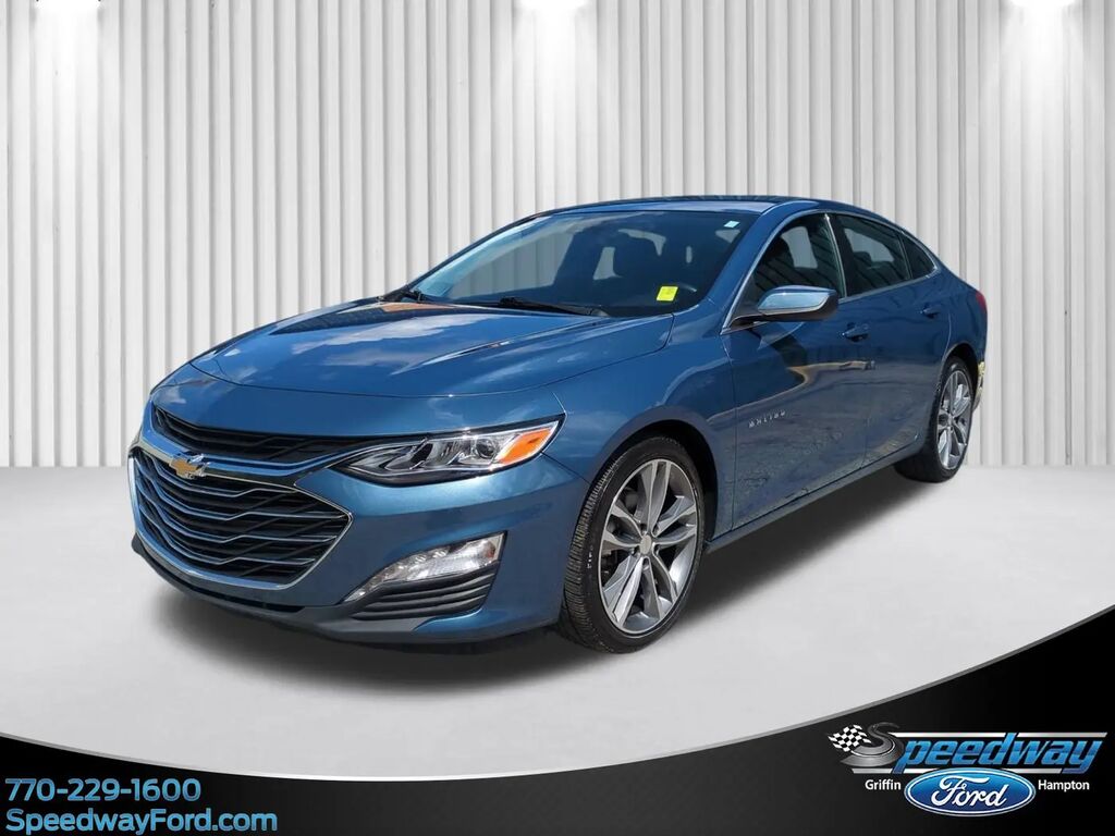 2024 Chevrolet Malibu LT — photo 1 of 13