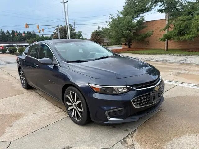 2017 Chevrolet Malibu LT — photo 1 of 1