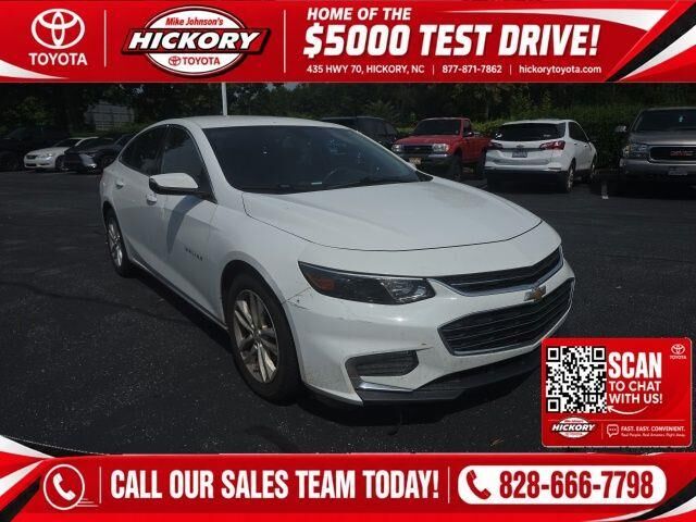 2016 Chevrolet Malibu LT — photo 1 of 6
