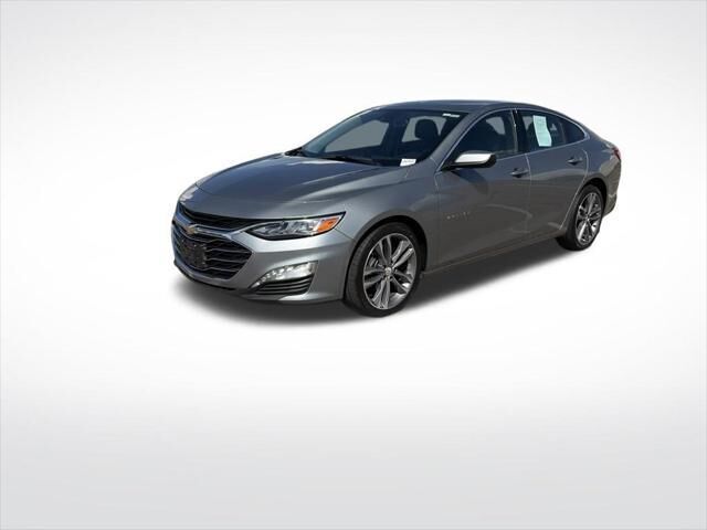 2023 Chevrolet Malibu LT — photo 1 of 13