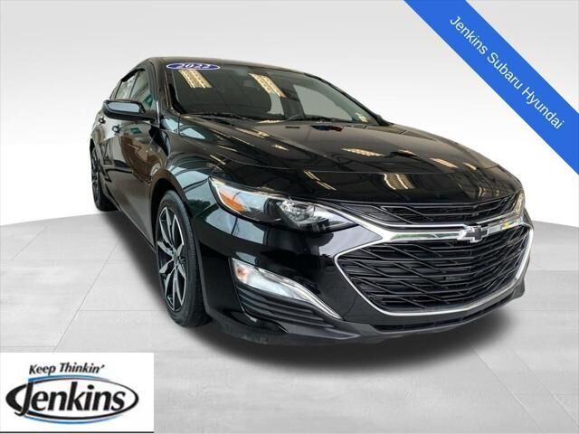 2022 Chevrolet Malibu RS — photo 1 of 15