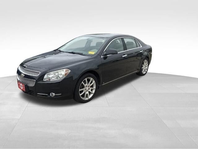 2009 Chevrolet Malibu LTZ — photo 1 of 25