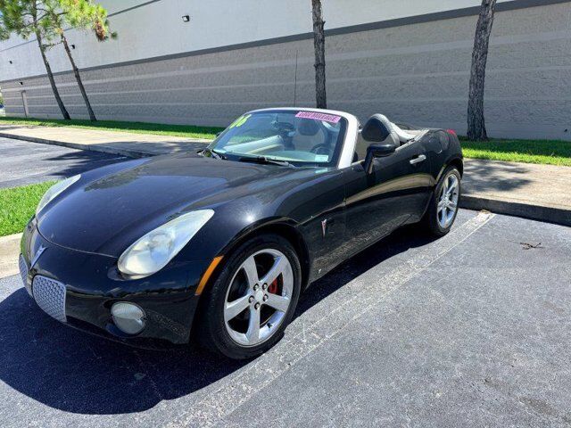 2006 Pontiac Solstice Base SUPER CLEAN! RUNS AND DRIVES LIKE NEW