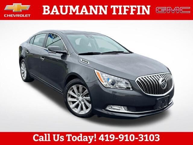 2016 Buick LaCrosse Leather — photo 1 of 13