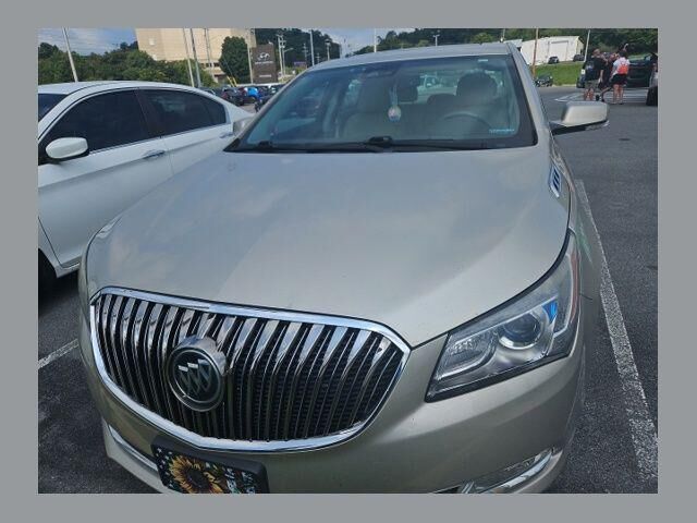 2015 Buick LaCrosse Premium I — photo 1 of 37