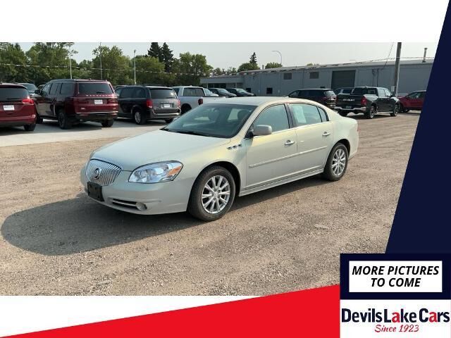 2010 Buick Lucerne CXL — photo 1 of 2
