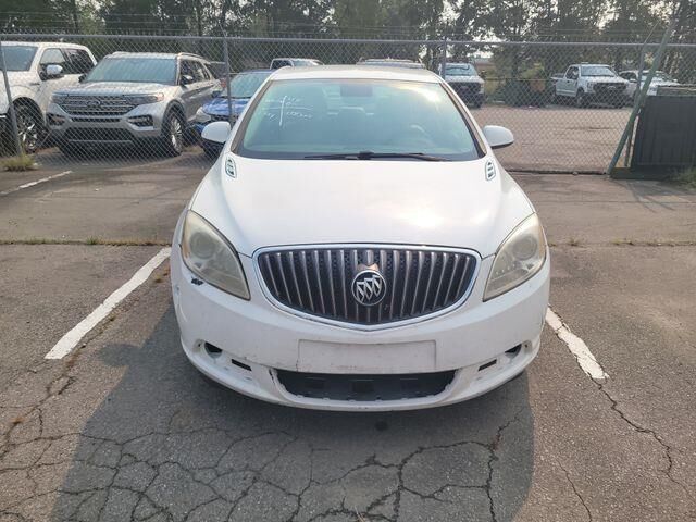 2016 Buick Verano Base — photo 1 of 6