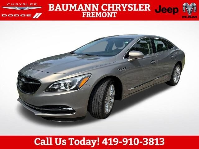 2017 Buick LaCrosse Base — photo 1 of 12
