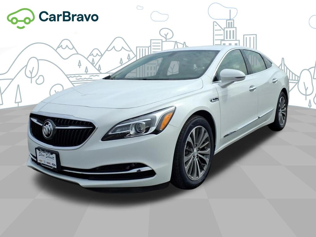 2017 Buick LaCrosse Essence — photo 1 of 7