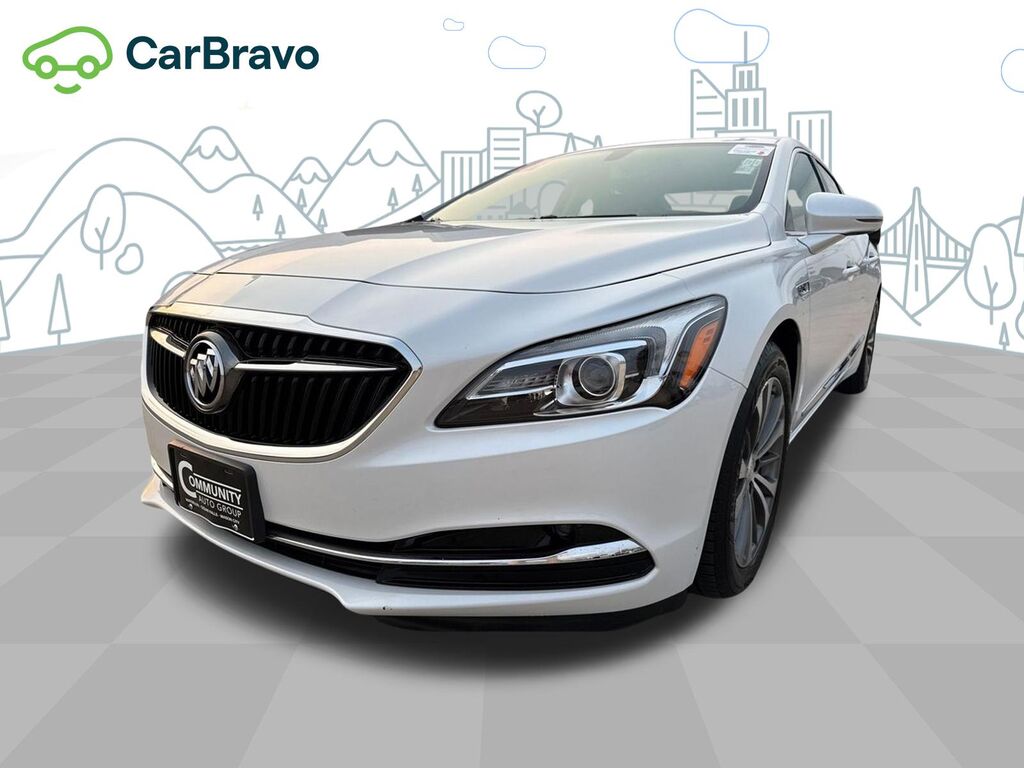 2018 Buick LaCrosse Essence — photo 1 of 6