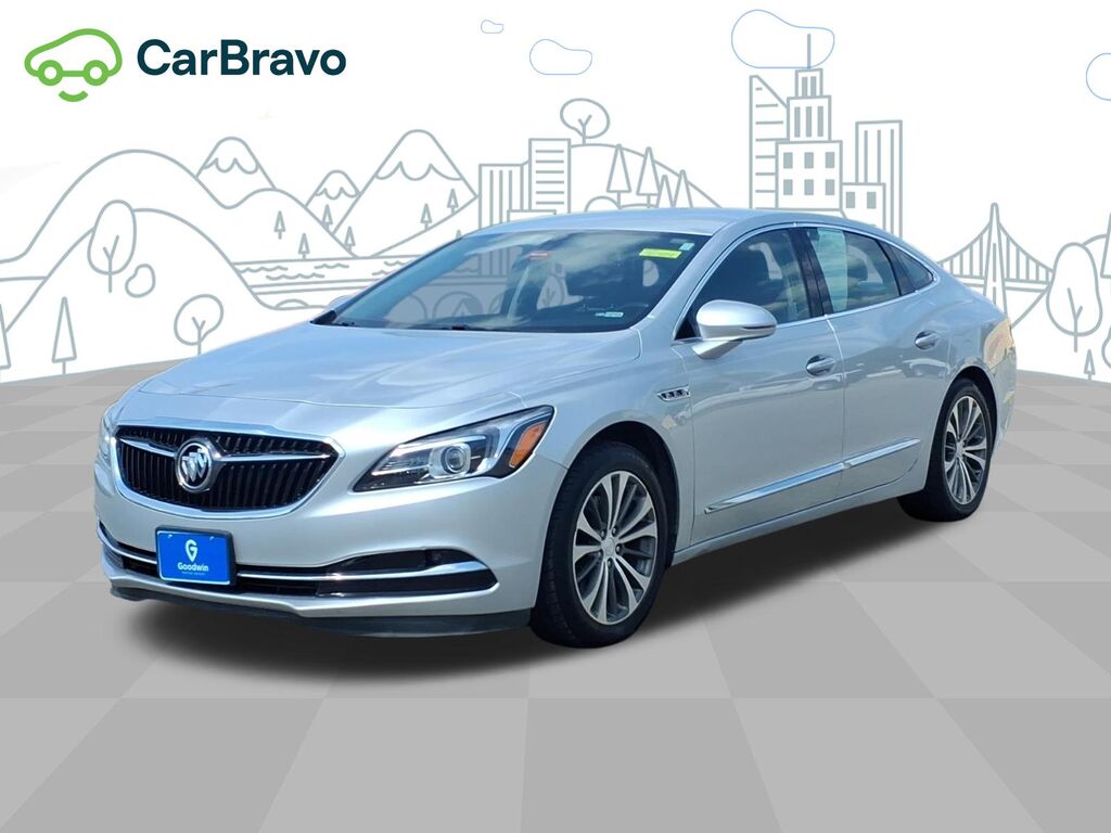 2018 Buick LaCrosse Essence — photo 1 of 6