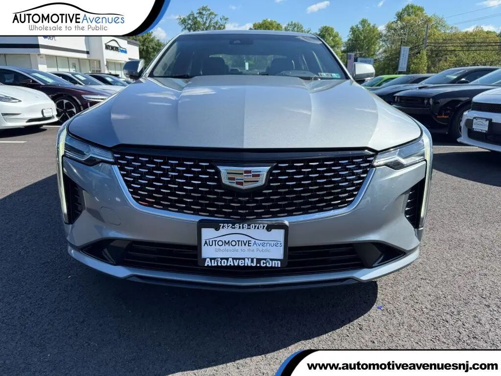 2023 Cadillac CT4 Luxury — photo 1 of 26