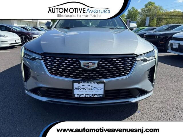 2023 Cadillac CT4 Luxury