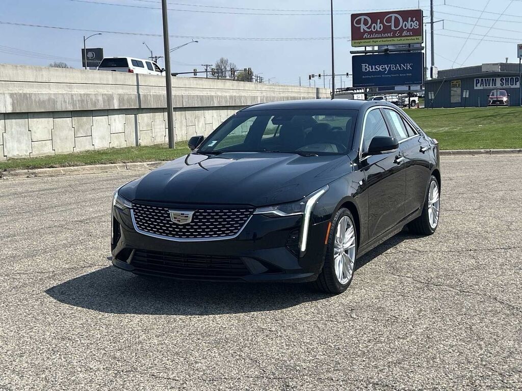 2024 Cadillac CT4 — photo 1 of 7