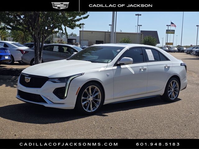 2025 Cadillac CT4