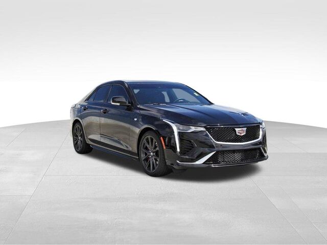 2025 Cadillac CT4