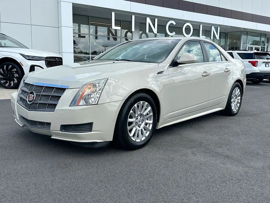 2010 Cadillac CTS 3.0L V6 Luxury — photo 1 of 26