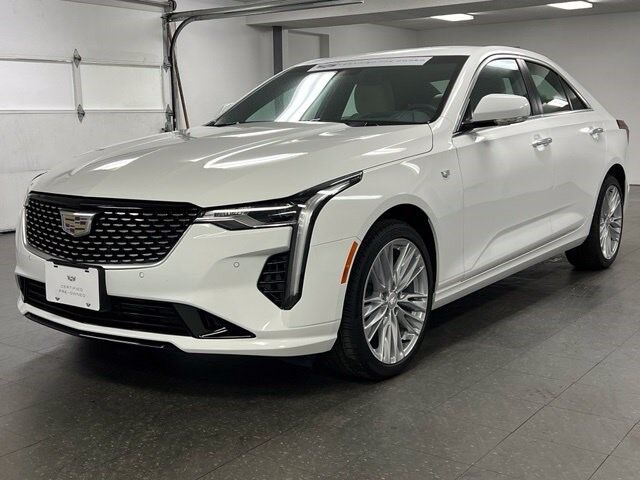 2025 Cadillac CT4