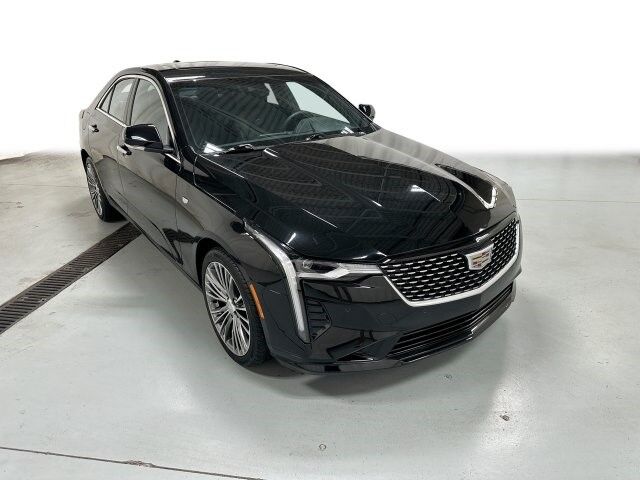 2024 Cadillac CT4