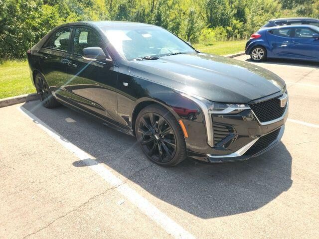 2024 Cadillac CT4 Sport