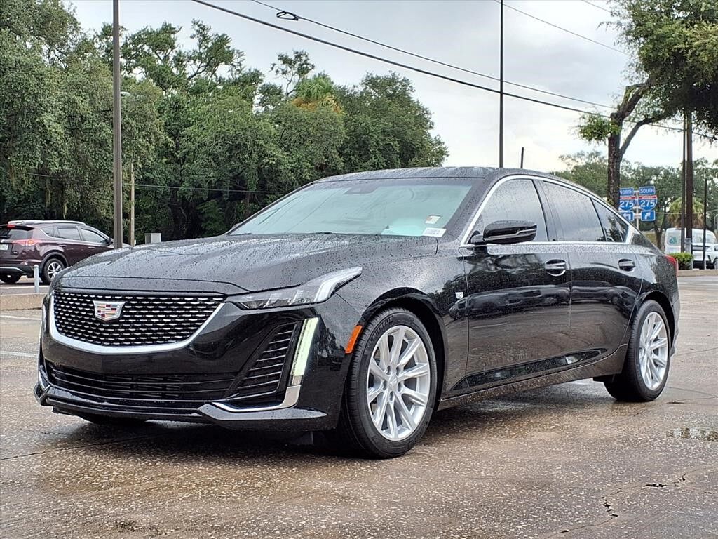 2024 Cadillac CT5 — photo 1 of 20