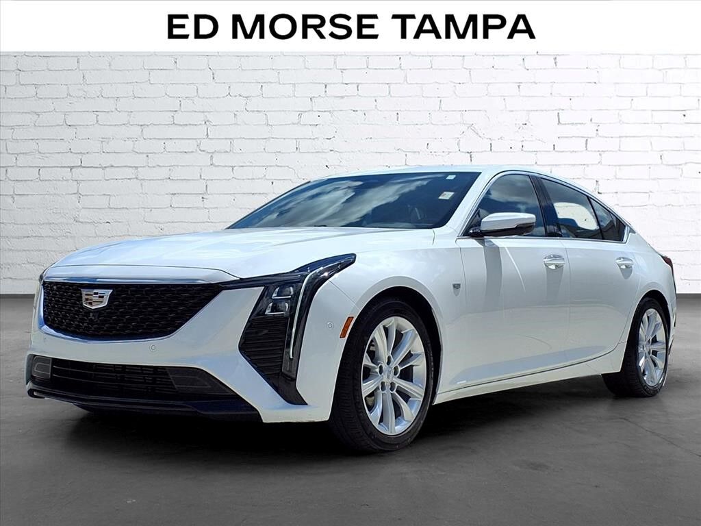 2025 Cadillac CT5 — photo 1 of 7