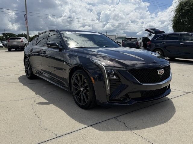 2025 Cadillac CT5 — photo 1 of 7