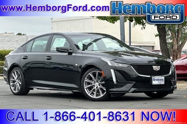 2023 Cadillac CT5 Sport