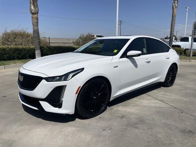2020 Cadillac CT5-V Base — photo 1 of 13